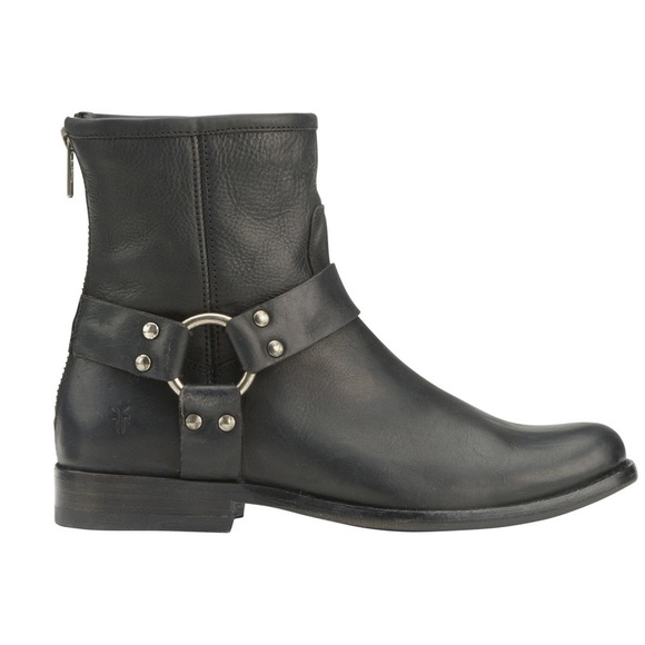 Frye • Vintage Distressed Philip Harness Boots - Picture 5 of 7